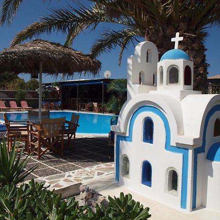 بيريسا Holiday Beach Resort Santorini المظهر الخارجي الصورة